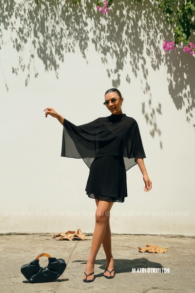 Đầm Hai Dây Đen Chiffon Quyến Rũ ROVA Taygu | DTK171