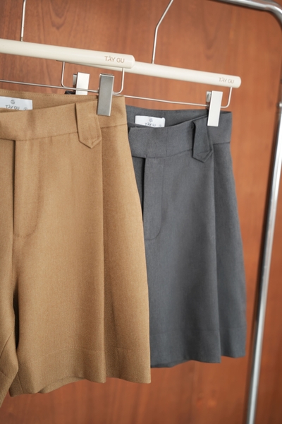 Quần Lửng Trên Gối Xếp Ly Trước Cổ Điển CLASSIC Taygu | QTK46