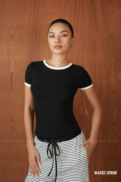 Áo Thun Tay Ngắn Đen Viền Trắng Đơn Giản IRIN Taygu | AT52