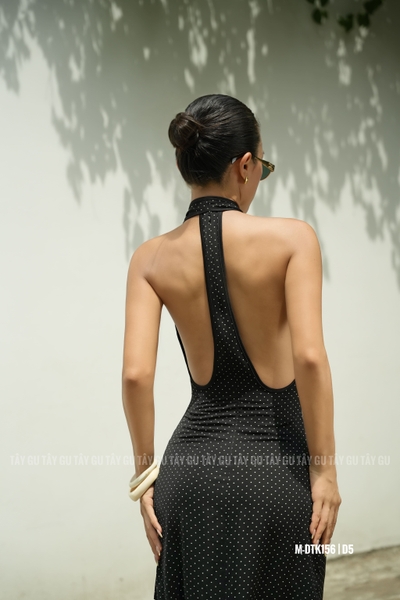 Đầm Đen Dài Chấm Bi Nhí Cổ Yếm Hở Lưng Quyến Rũ IRINA Taygu | DTK156