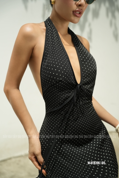 Đầm Đen Dài Chấm Bi Nhí Cổ Yếm Hở Lưng Quyến Rũ IRINA Taygu | DTK156