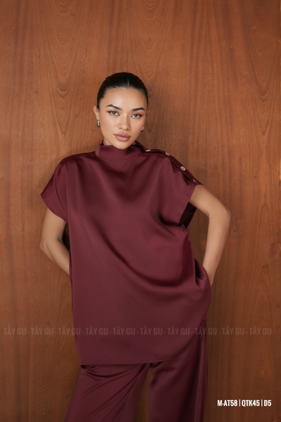 Áo Lụa Xẻ Cổ Tay Liền Nút Gỗ Thanh Lịch LUDI Taygu | AT58