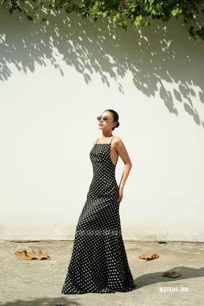 Đầm Maxi Chấm Bi Hai dây Hở Lưng ISHA Taygu | DTK146