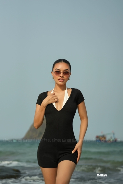 Bodysuit Tay Ngắn Cổ Tim AKA Taygu | BS69