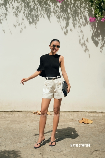 Quần Short Linen Trắng Hai Túi Trước USHA Taygu | QTK67