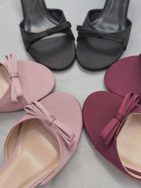 Guốc Cao Gót 3cm Mũi Tròn Bọc Lụa Satin LOLA Taygu | D6