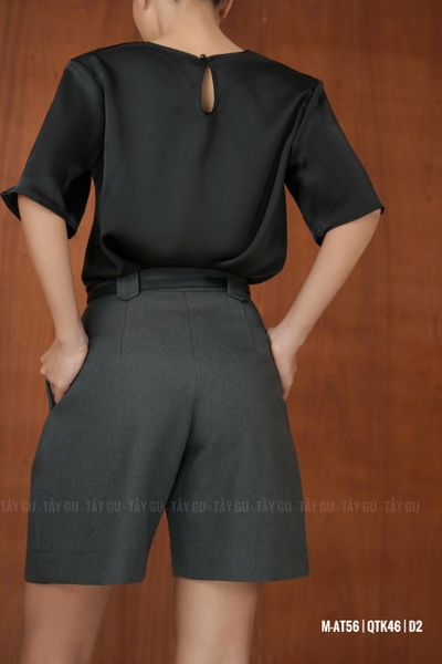 Quần Lửng Trên Gối Xếp Ly Trước Cổ Điển CLASSIC Taygu | QTK46