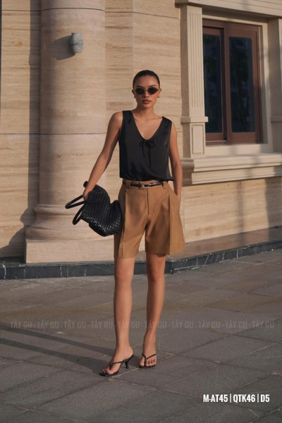 Quần Lửng Trên Gối Xếp Ly Trước Cổ Điển CLASSIC Taygu | QTK46