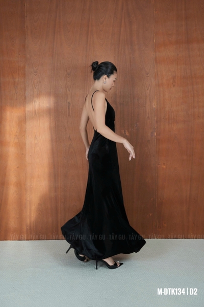 Đầm Nhung Hai Dây Maxi Hở Lưng Quyến Rũ DIALI Taygu | DTK134