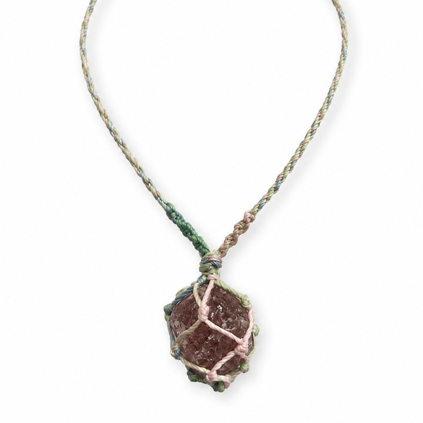 MERAKI TOWN - Single Stone Necklace in Apatite