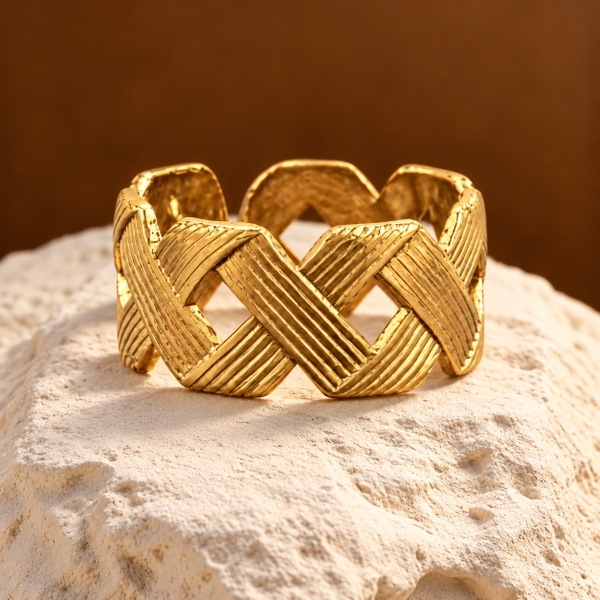 MIALIE - 18K Gold Plated Infinity Weave Ring