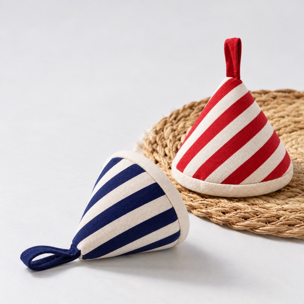 KITCHENWARE - Cone Pot Holder in Red Stripe