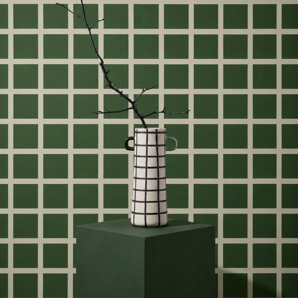 BÁT TRÀNG CERAMIC - Tall Vase in Checked Black With Green & Black Handle