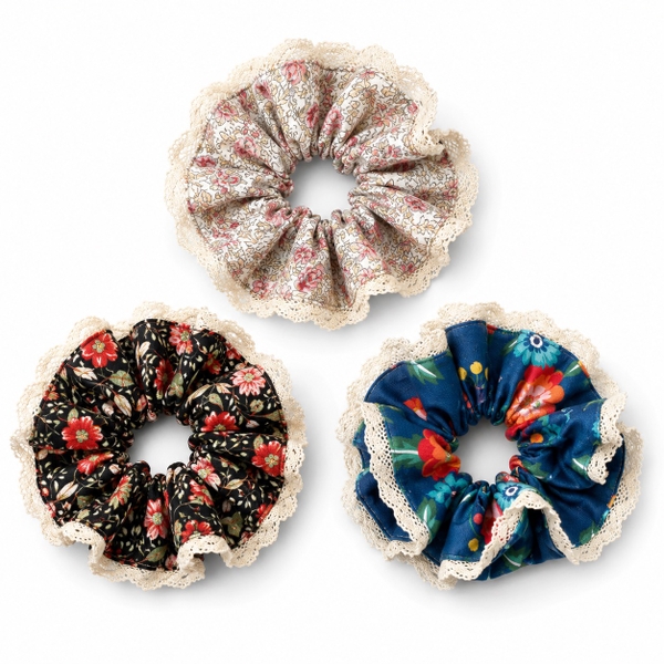 RUNG HANDMADE - Lace Strim Scrunchie