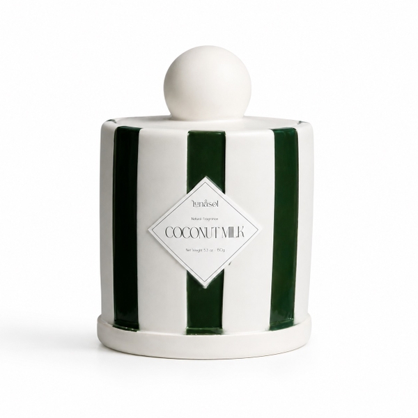 LUNASOL - 'Coconut Milk' Scented Candle