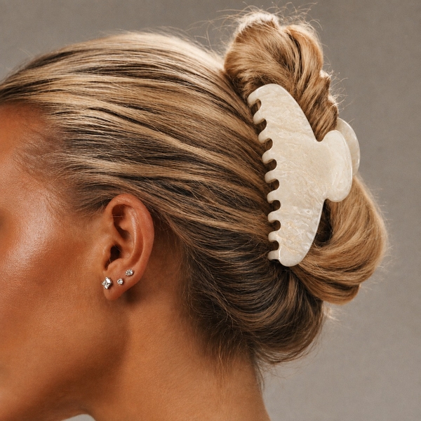 HAIR ACCESSORY - Heirloom Hair Claw in Shimmer White Marble