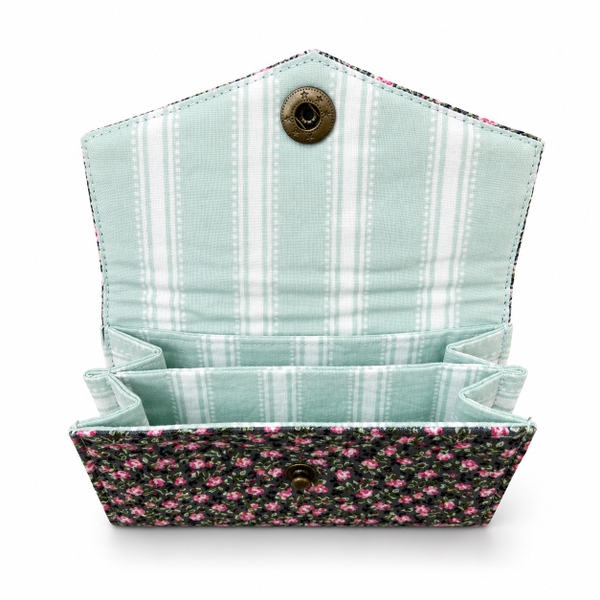 RUNG HANDMADE - 'Tiny Rose' Small Wallet