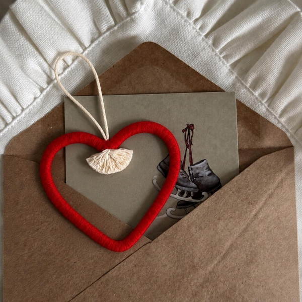 Macrame Christmas Ornament - Hollow Heart