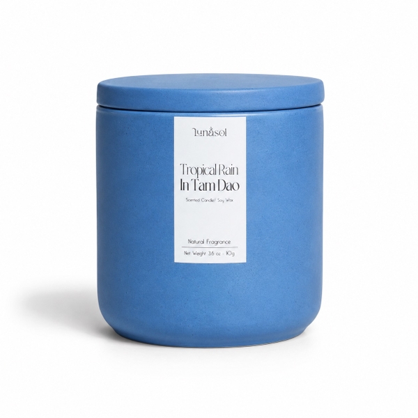 LUNASOL - 'Tropical Rain In Tam Dao' Scented Candle