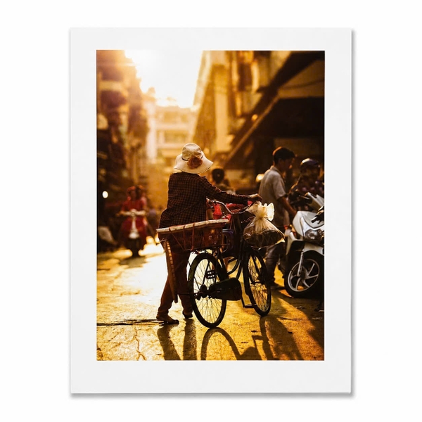 MARCUS LACEY - 'Lady In Sunset' Art Print