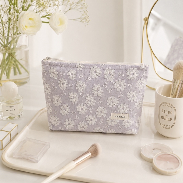Make Up Purse - White Flower In Lilac