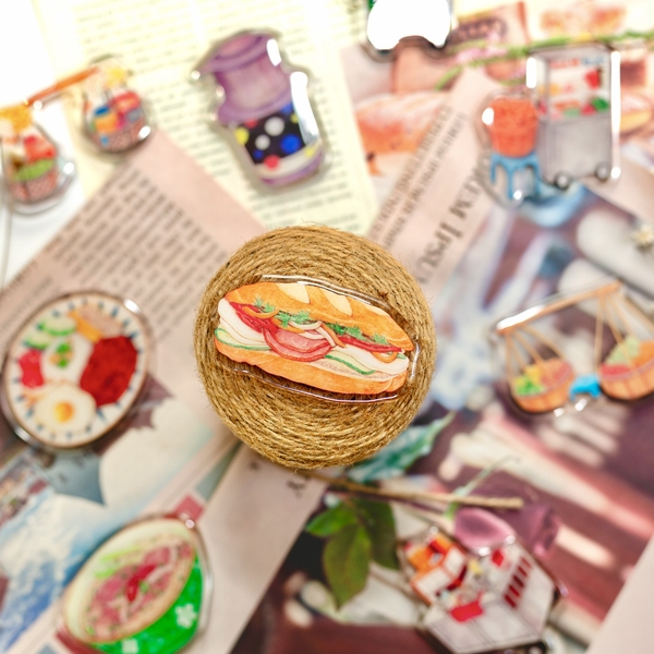 PHANHSHI STUDIO - ‘Bánh Mì’ Magnet
