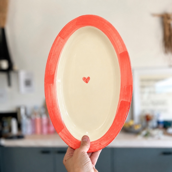 BÁT TRÀNG CERAMIC - Oval Plate With Red Heart