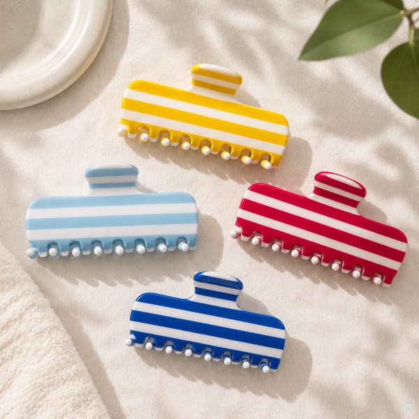 HAIR ACCESSORY - Rectangle Hair Claw in Red Horizontal Line