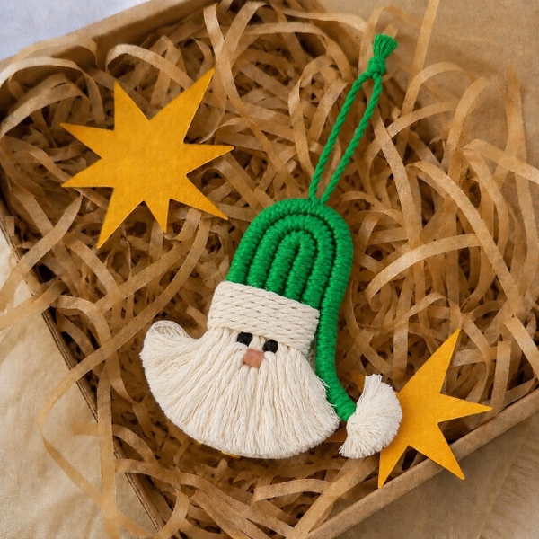 CHRISTMAS - Macrame Ornament in Green Santa