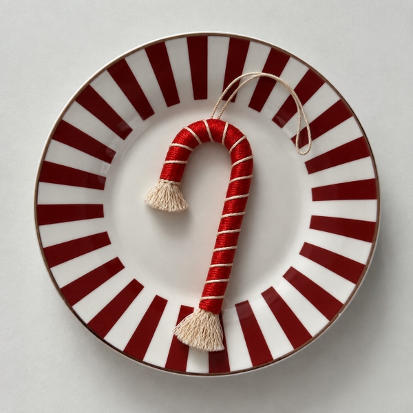 Macrame CHRISTMAS Ornament - Candy Cane in Red