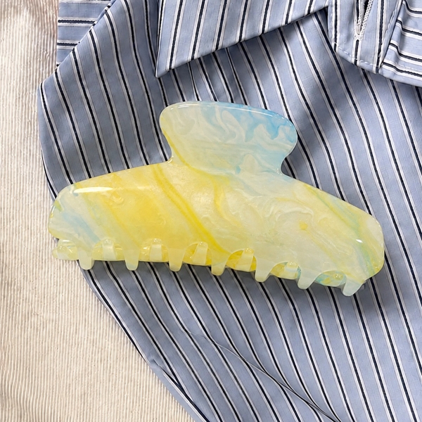HAIR ACCESSORY - Heirloom Hair Claw in Shimmer Lemonade