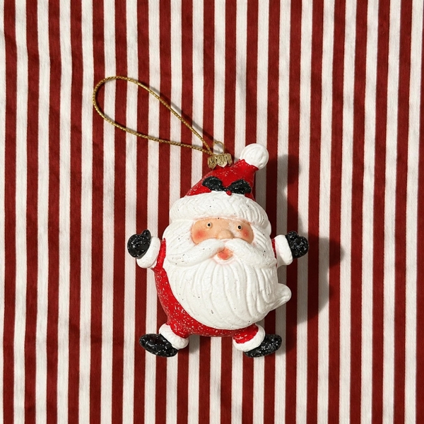 CHRISTMAS - Poly Ornament in Chubby Santa