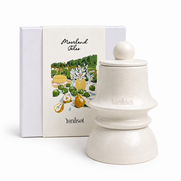 LUNASOL - 'Moorland Tales' Scented Candle