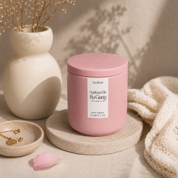 LUNASOL - 'Sunkissed in Ha Giang' Scented Candle