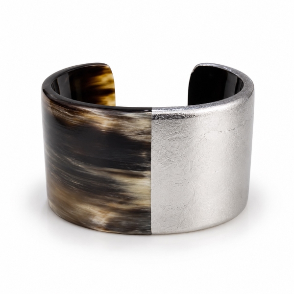AZIET -  Buffalo Horn & Lacquer Cuff In Sliver