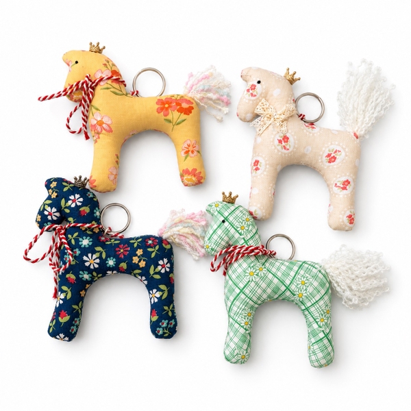 RUNG HANDMADE - Horse Keychain