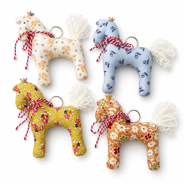 RUNG HANDMADE - Horse Keychain