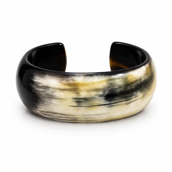 AZIET -  Buffalo Horn & Lacquer Cuff In Marble No.02
