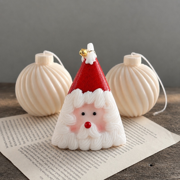 GỌN -  Triangle Santa Christmas Candle