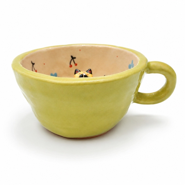 LINDO CRAFTS - Green Mug With Blue Flower & Tuxedo Cat Inside