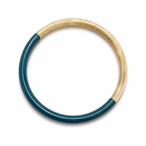 AZIET - Buffalo Horn & Lacquer Round Bracelet in Ocean Blue