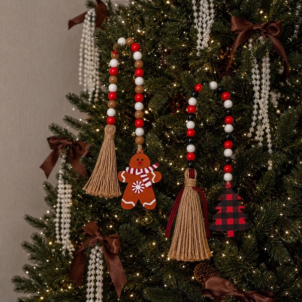 CHRISTMAS - Wooden Bead in Pine Tree