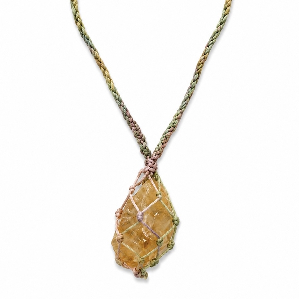 MERAKI TOWN - Macrame Necklace With Citrine Stone