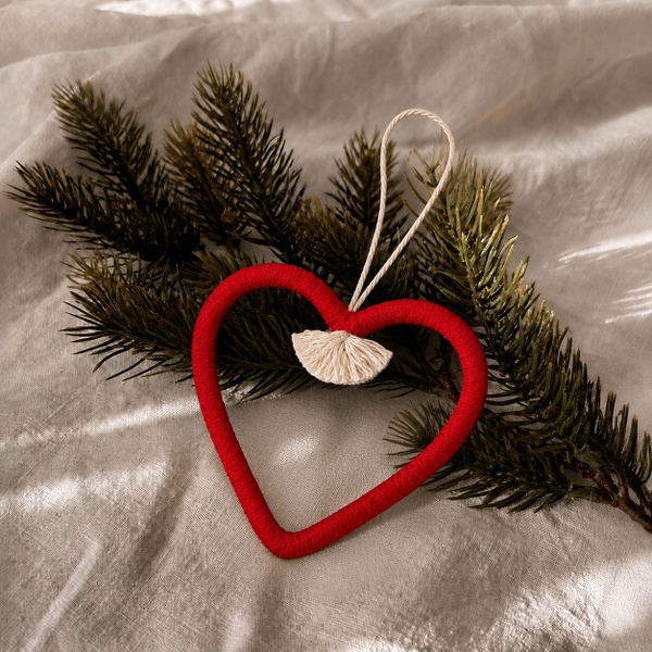 Macrame Christmas Ornament - Hollow Heart