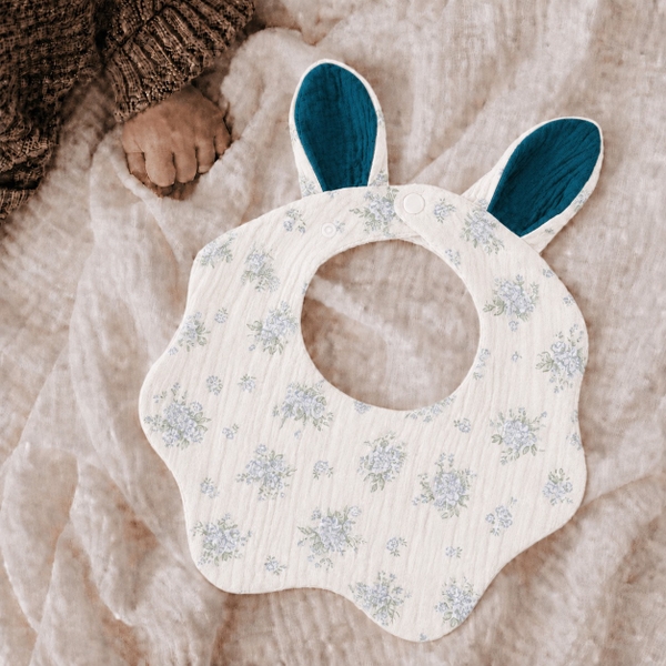 KID & BABY - Muslin Bunny Bib in Blue Flower