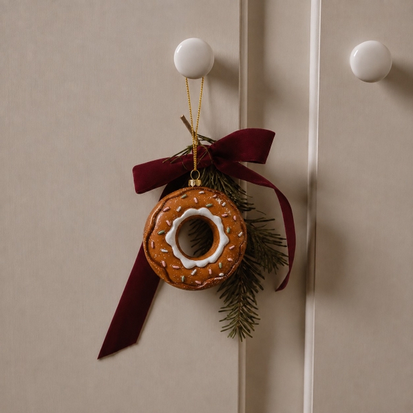 Poly CHRISTMAS Ornament - Donut