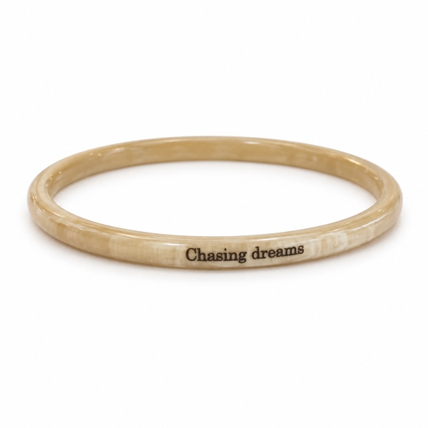 AZIET -  Buffalo Horn Quote Bangle ‘Chasing Dreams’