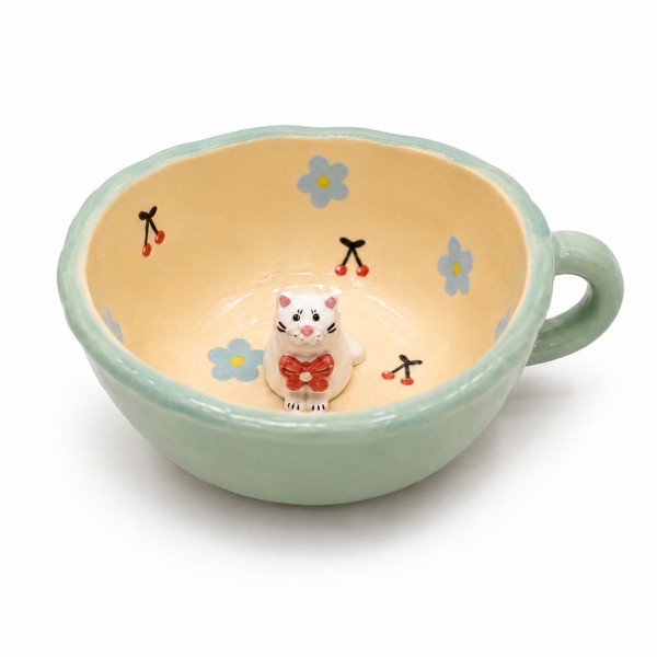 Lindo Crafts - Soft Mint Mug With Blue Flower & White Cat Inside