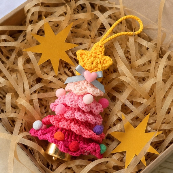 Macrame CHRISTMAS Ornament - CHRISTMAS Tree With Bell in Pink
