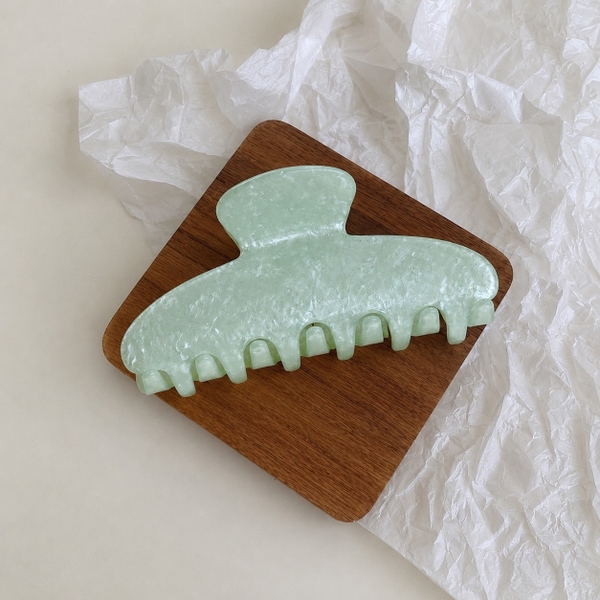 HAIR ACCESSORY - Heirloom Hair Claw in Shimmer Mint Marble